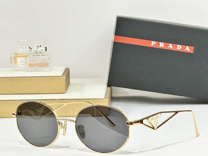 Picture of Prada Sunglasses _SKUfw75048716fw